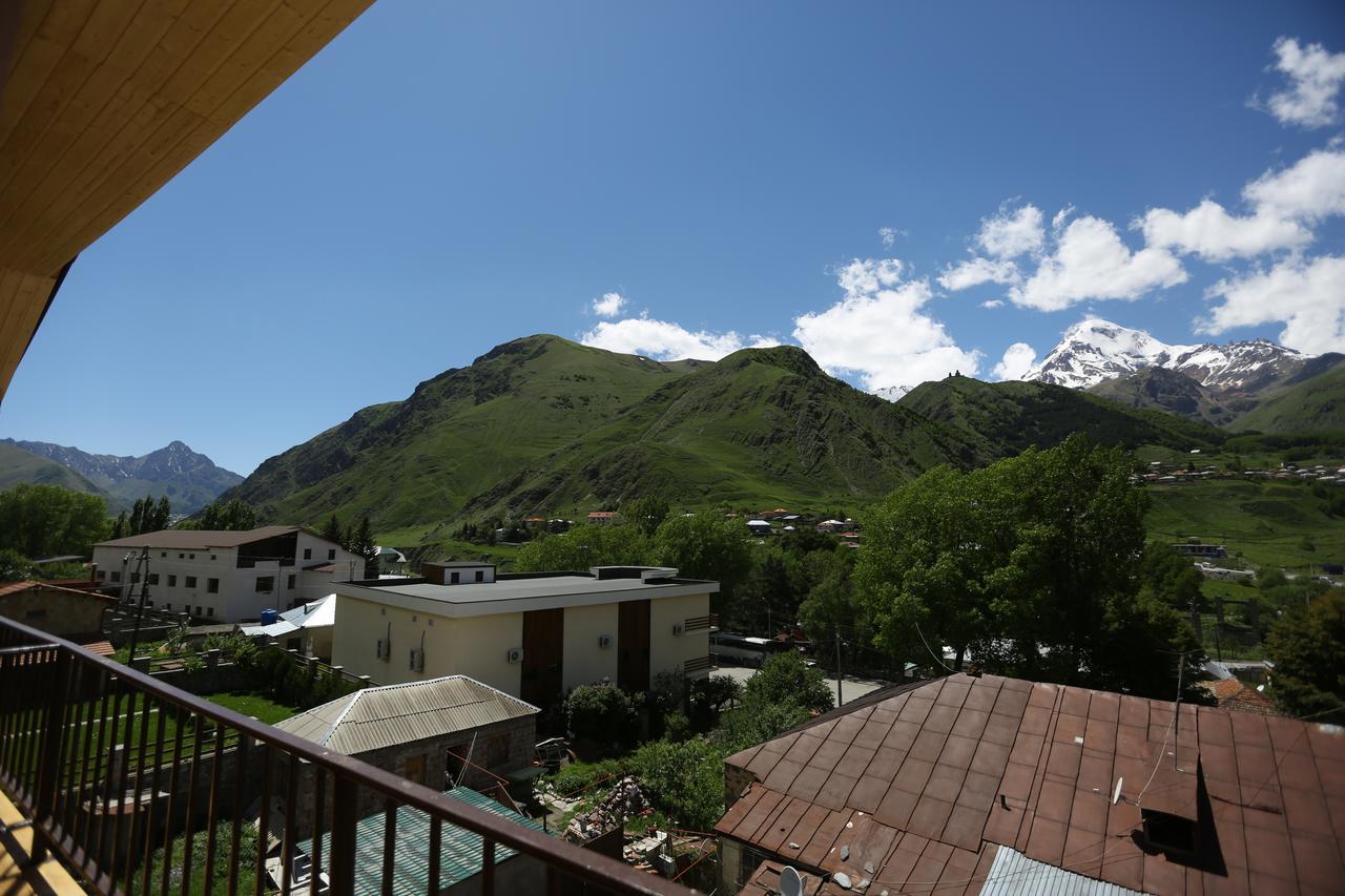 Hotel Soncho Kazbegi Exterior foto