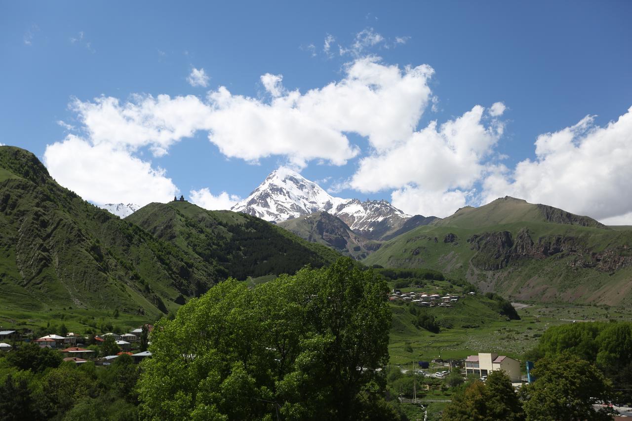 Hotel Soncho Kazbegi Exterior foto