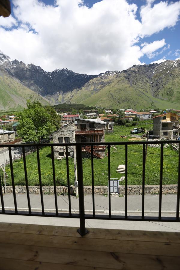 Hotel Soncho Kazbegi Exterior foto