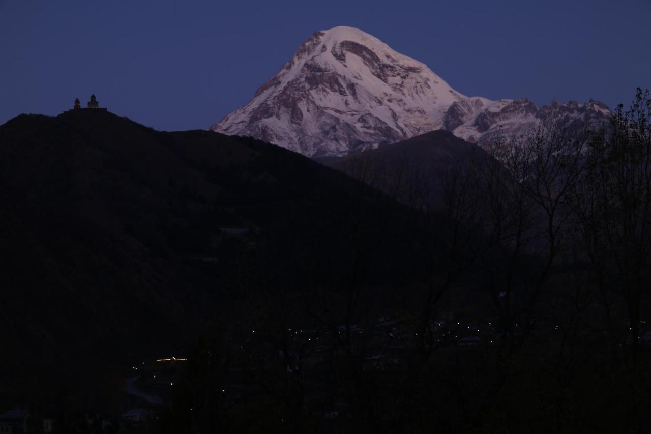 Hotel Soncho Kazbegi Exterior foto